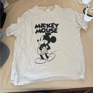 H&M Cream Graphic Tee